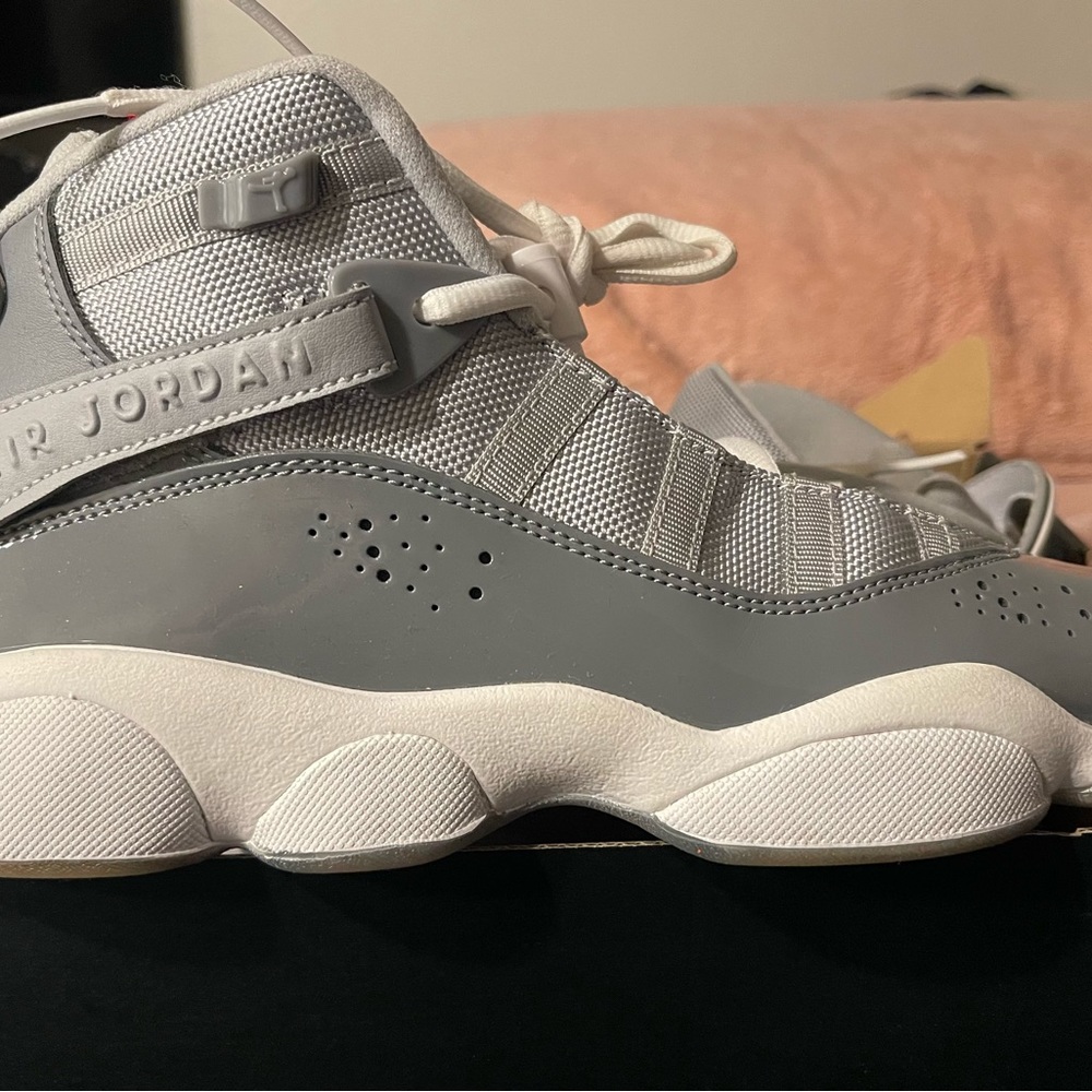 Jordan 6 Rings - Picture 5 of 6